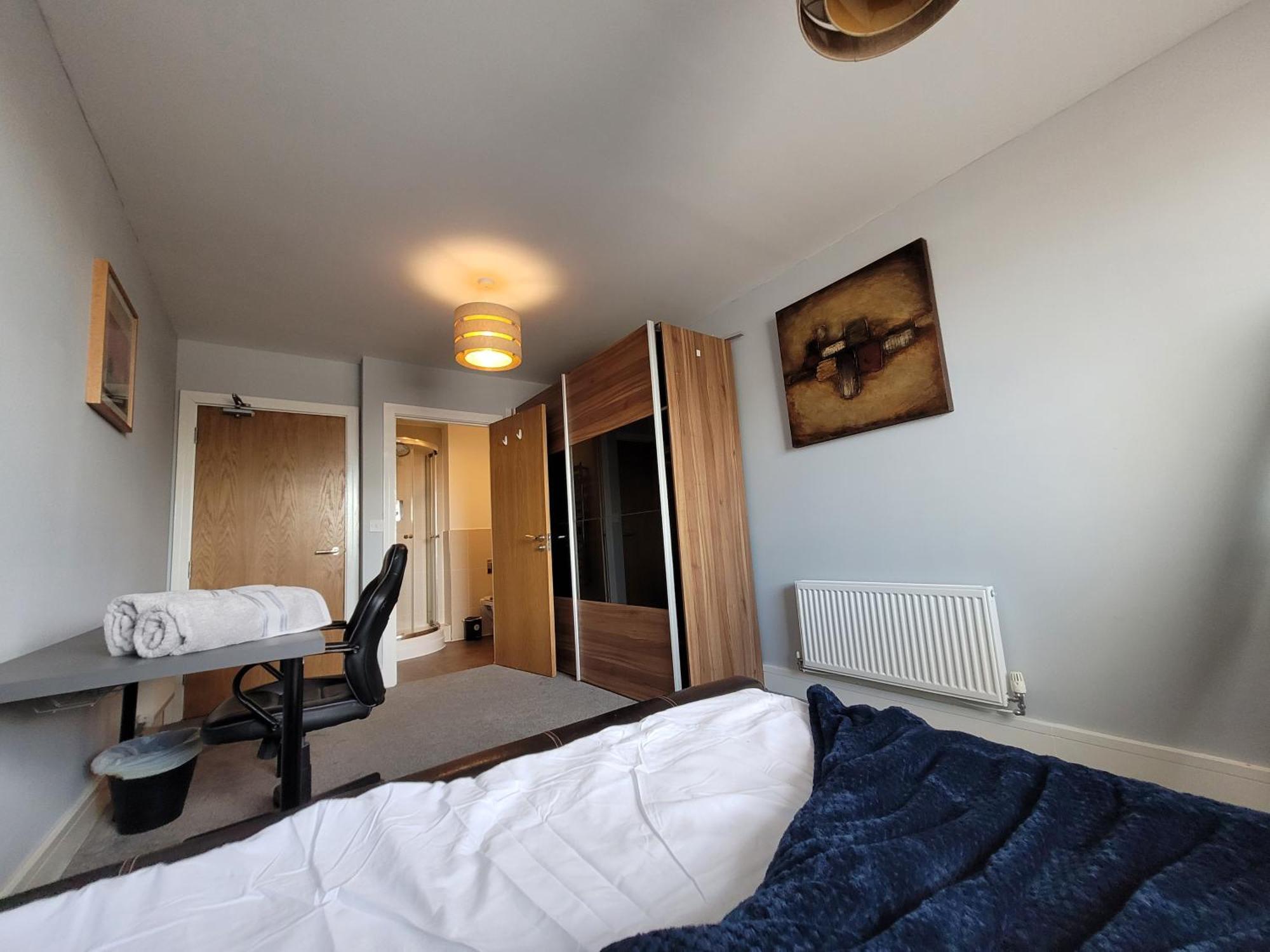 Lesley Court- A Lovely Spacious 2 Bedroom Apartment By Catchpole Stays Chelmsford Exterior foto