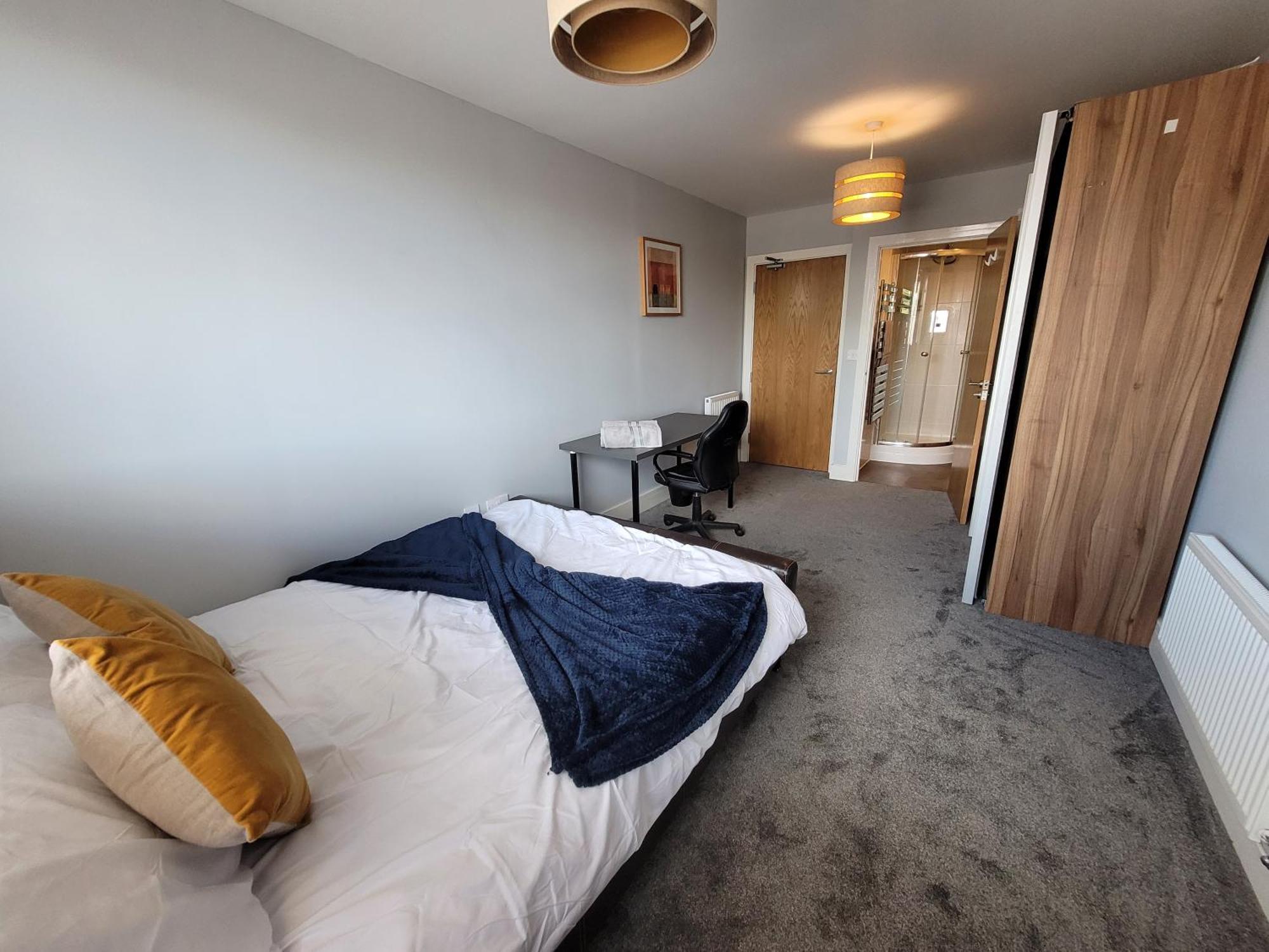 Lesley Court- A Lovely Spacious 2 Bedroom Apartment By Catchpole Stays Chelmsford Exterior foto